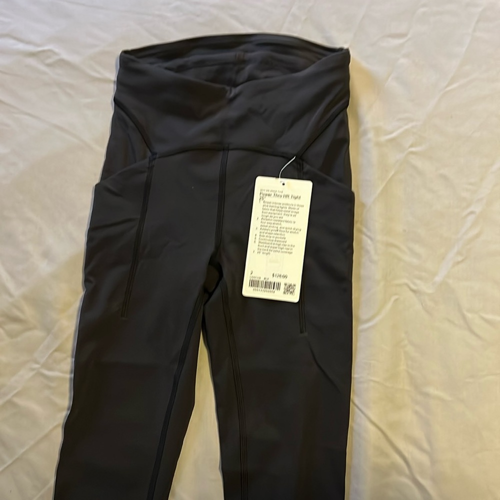 NWT Lululemon athletica women’s black power thru HR tight 25” legging